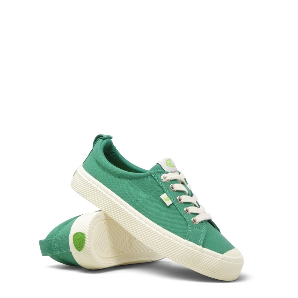 NEW Cariuma OCA Low Womens Sneakers Shoes Green Canvas Low Top Size 6.5